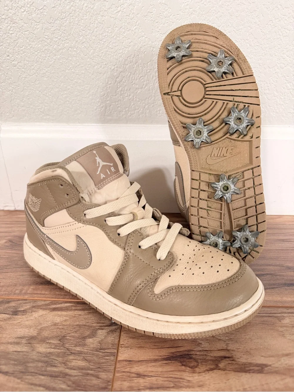 Nike Air Jordan 1 w/ Golfkicks DIY Spikes Mid Taupe Cream High-Top Golf Shoes 6